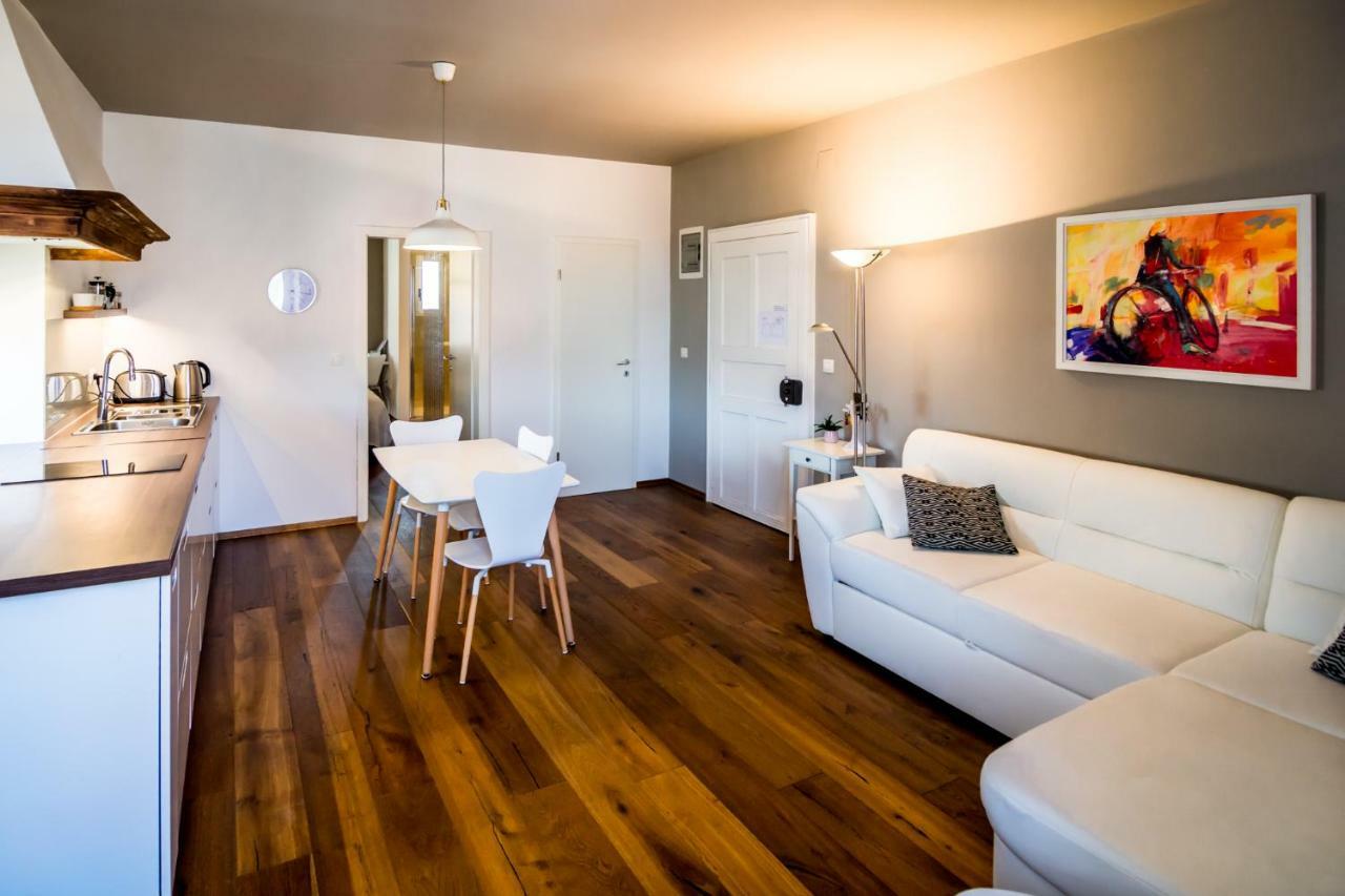 Apartment Festina Lente Rovinj Buitenkant foto